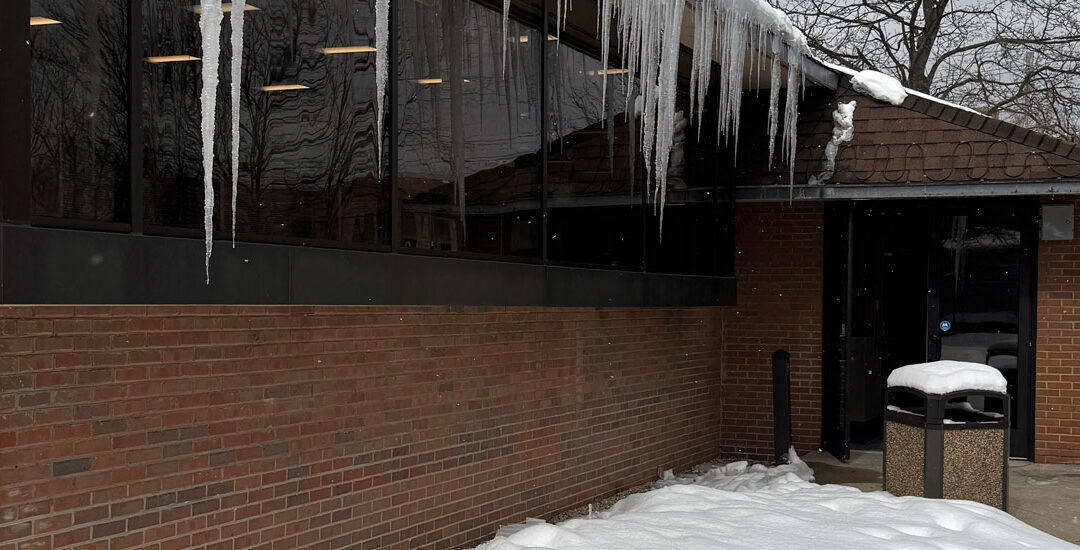 Geauga County Public Library open to all amid intense cold